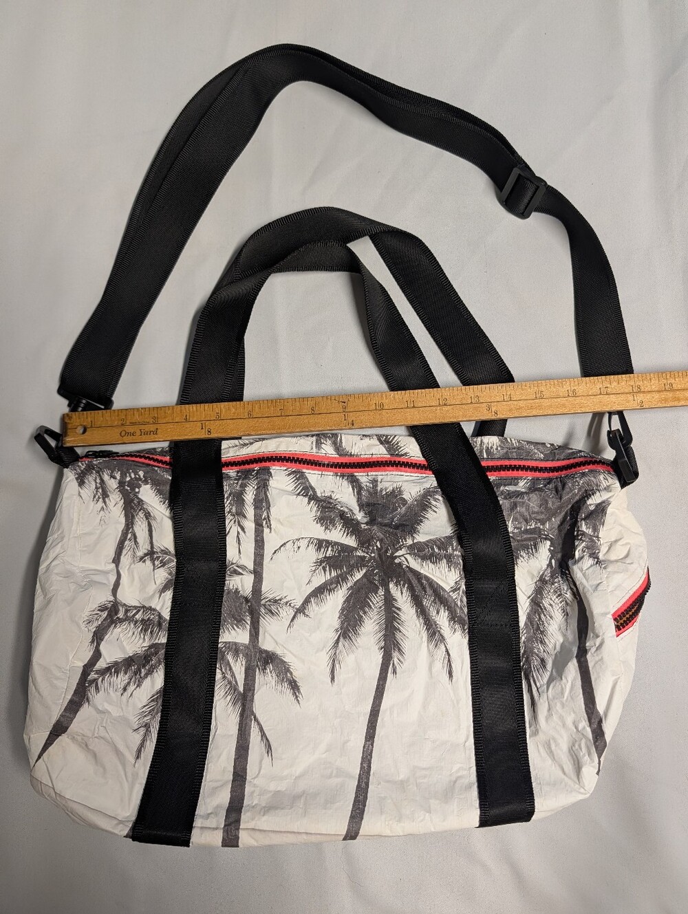 ALOHA Collection Black & White Palm-Print Travel Duffel with Red Trim - Picture 2 of 15